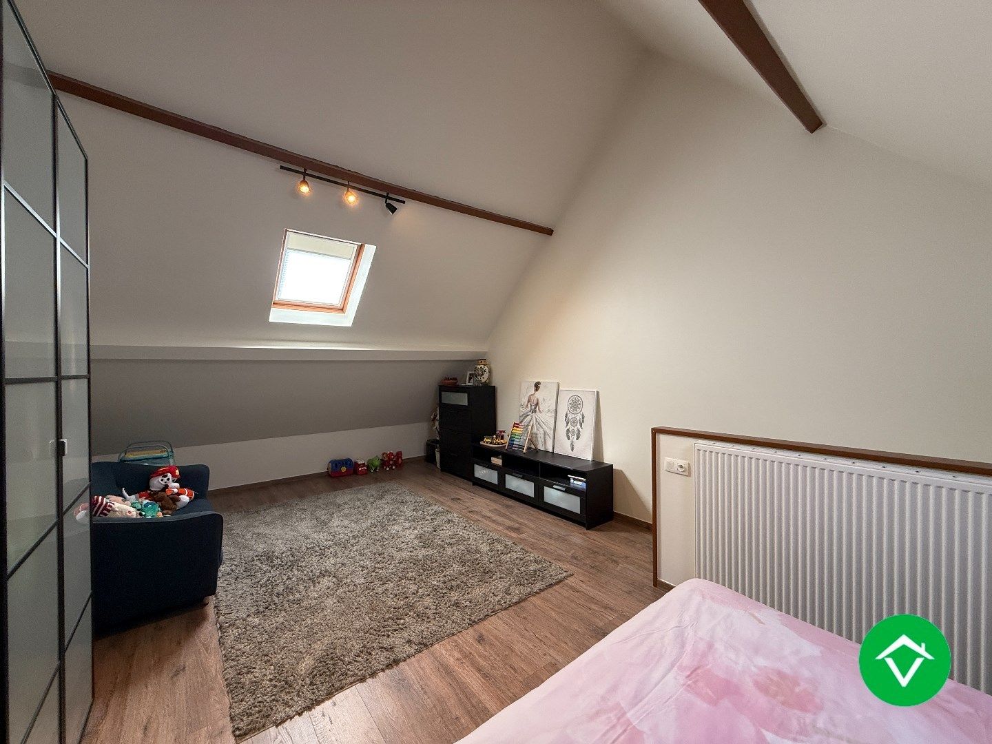 Prachtig gerenoveerde woning met 3 slaapkamers en tuin te Roeselare - vrij vanaf 1/04/2026. foto 21