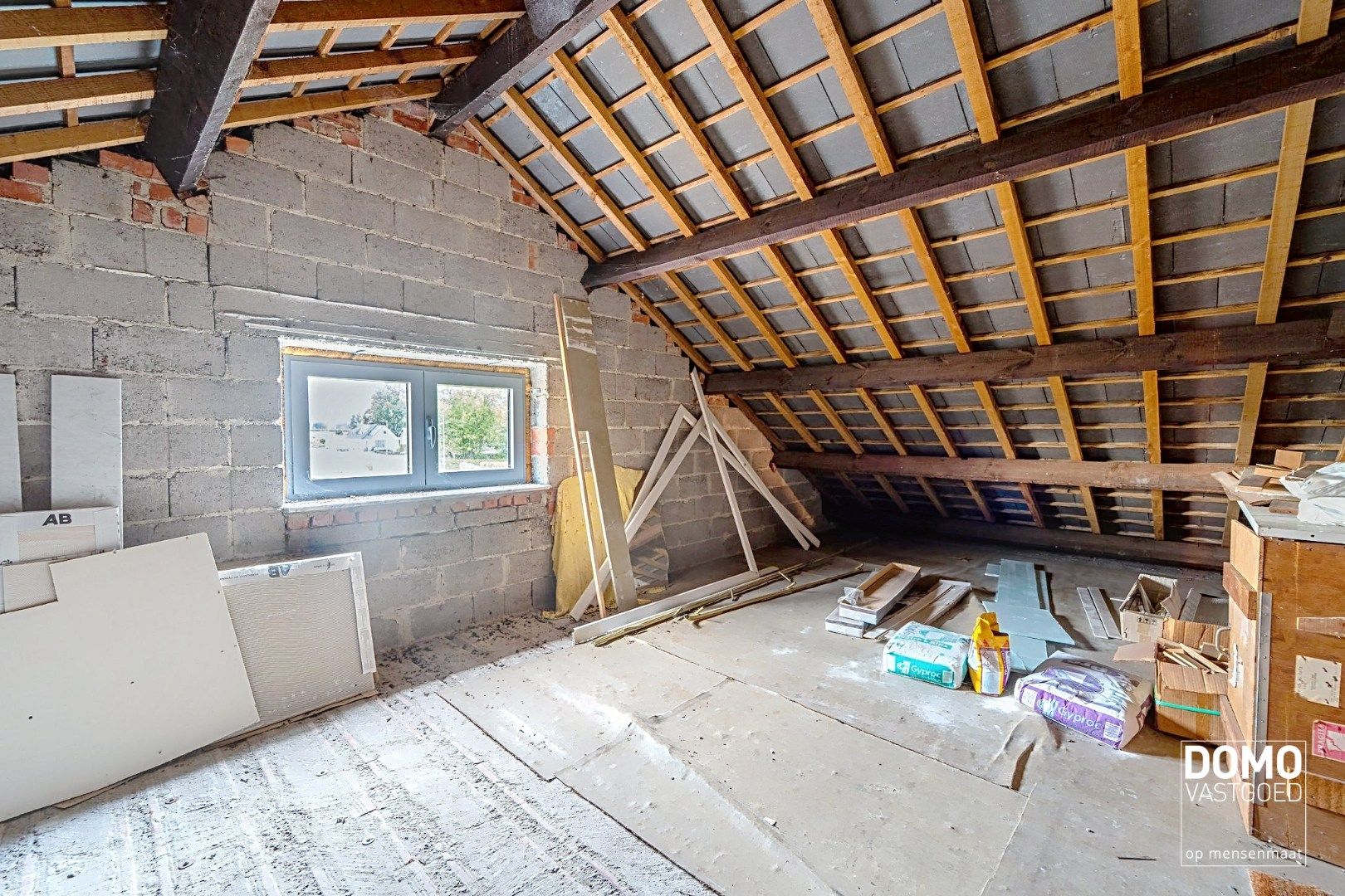 Ruime woning met weiland te koop te Alken foto 18