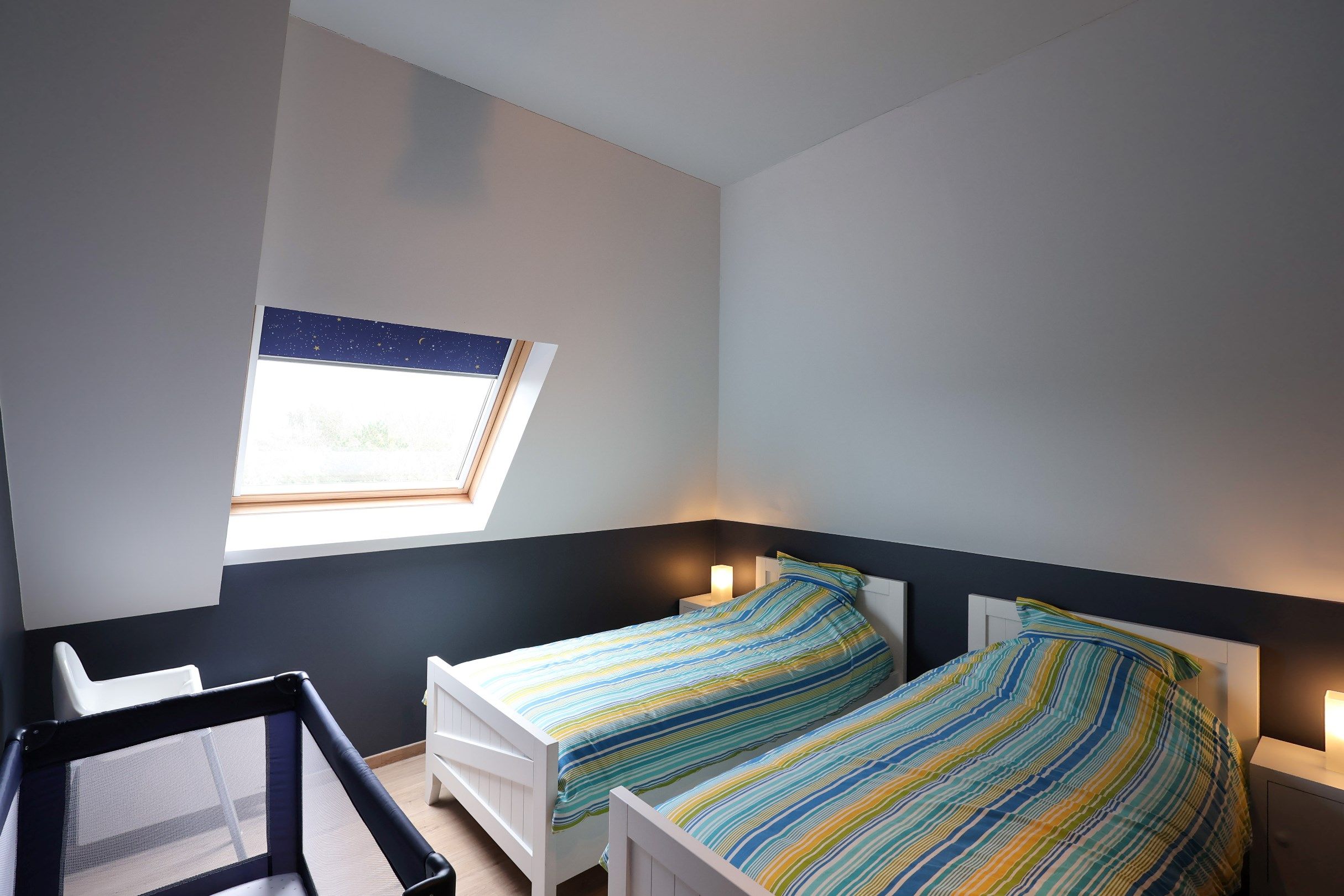 Duplex appartement met 3 volwaardige slaapkamers én autostaanplaats, vlak bij zee! foto 11