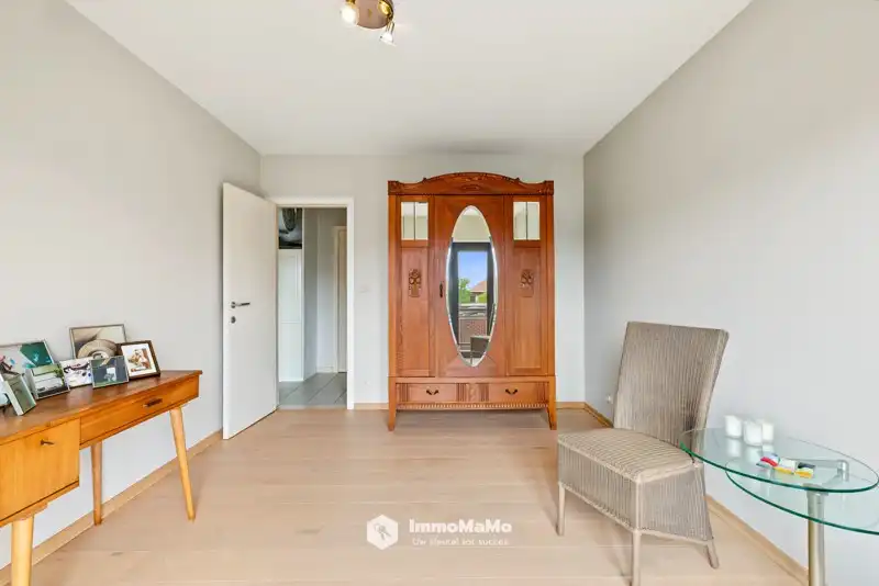 RUIM 2 SLAAPKAMER APPARTEMENT TE KOOP IN WACHTEBEKE foto 14