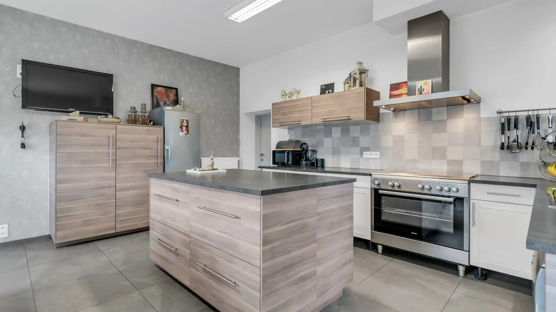 Gerenoveerde woning met handelspand te Dilsen-Stokkem foto 16