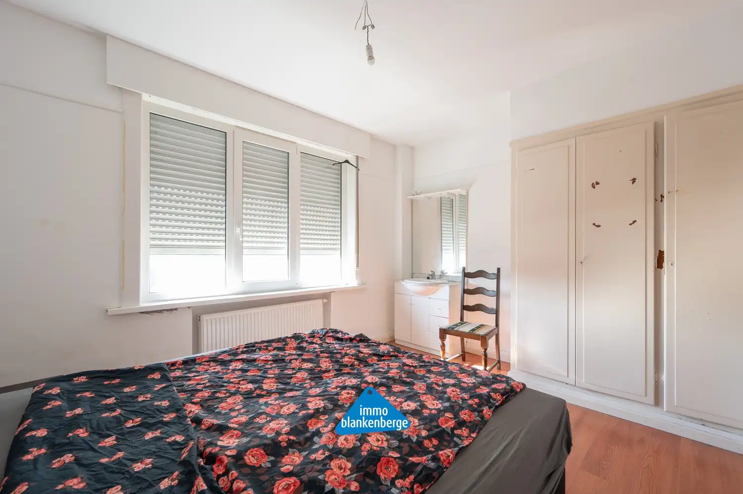 Zeer Ruim  Appartement met 3 Slaapkamers nabij de Zeedijk foto 14