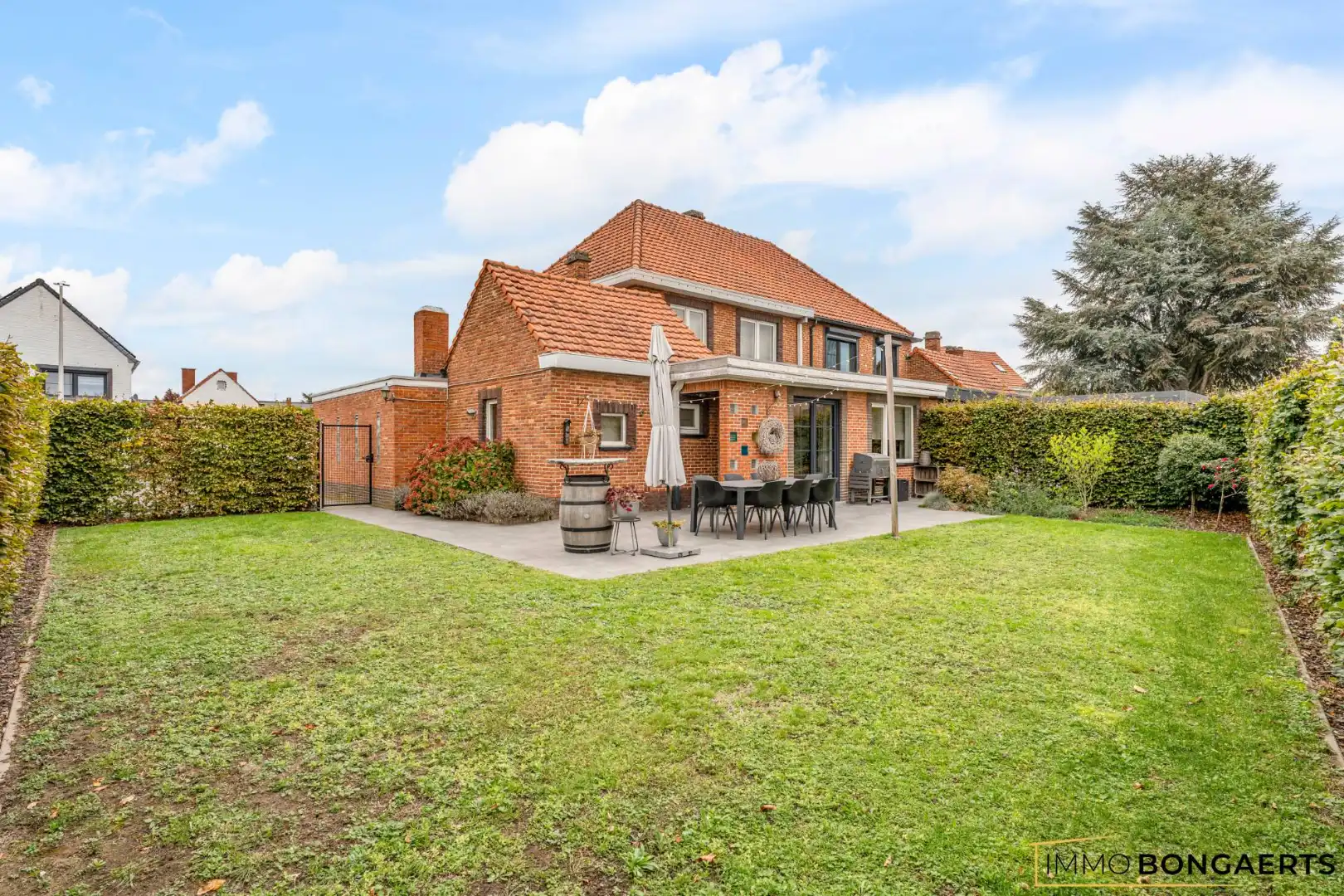 Instapklare woning op rustige ligging in As foto 22