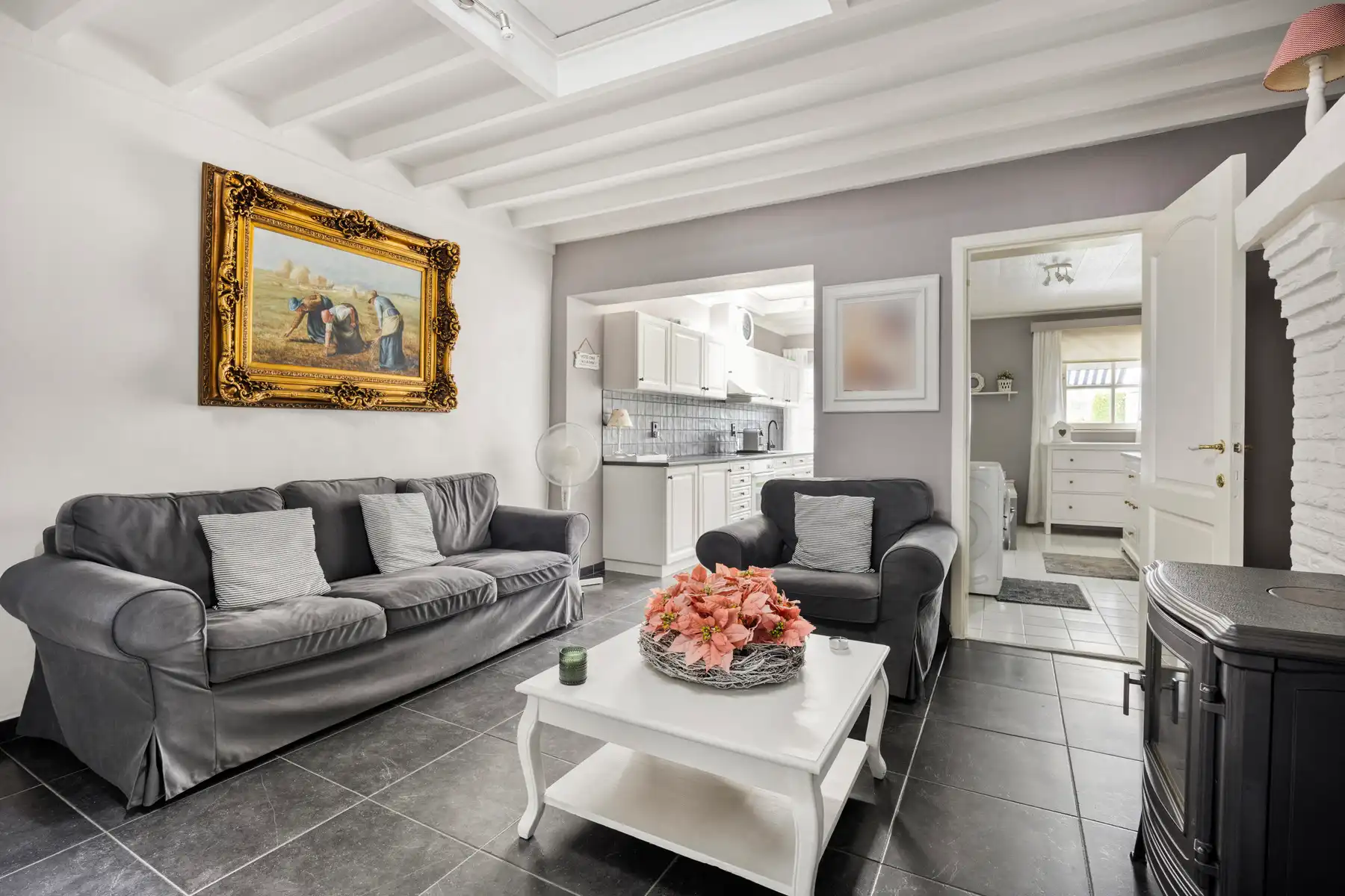 Instapklare woning in het centrum van Asse! foto 8