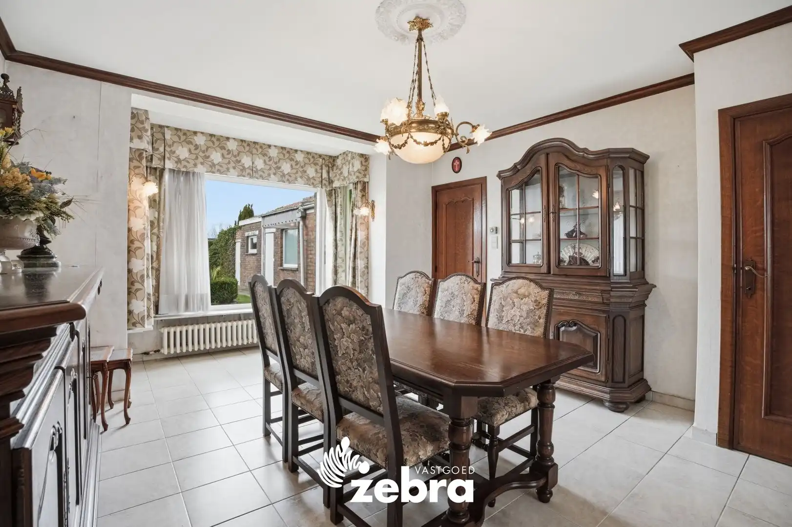Te renoveren woning op ruim perceel in Eernegem! foto 7