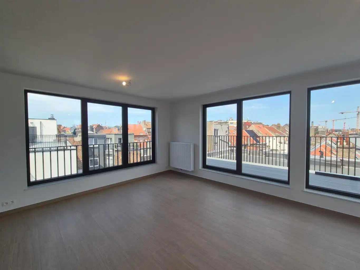 Nieuwbouw penthouse met 3 slpks, terras en kelder foto 3