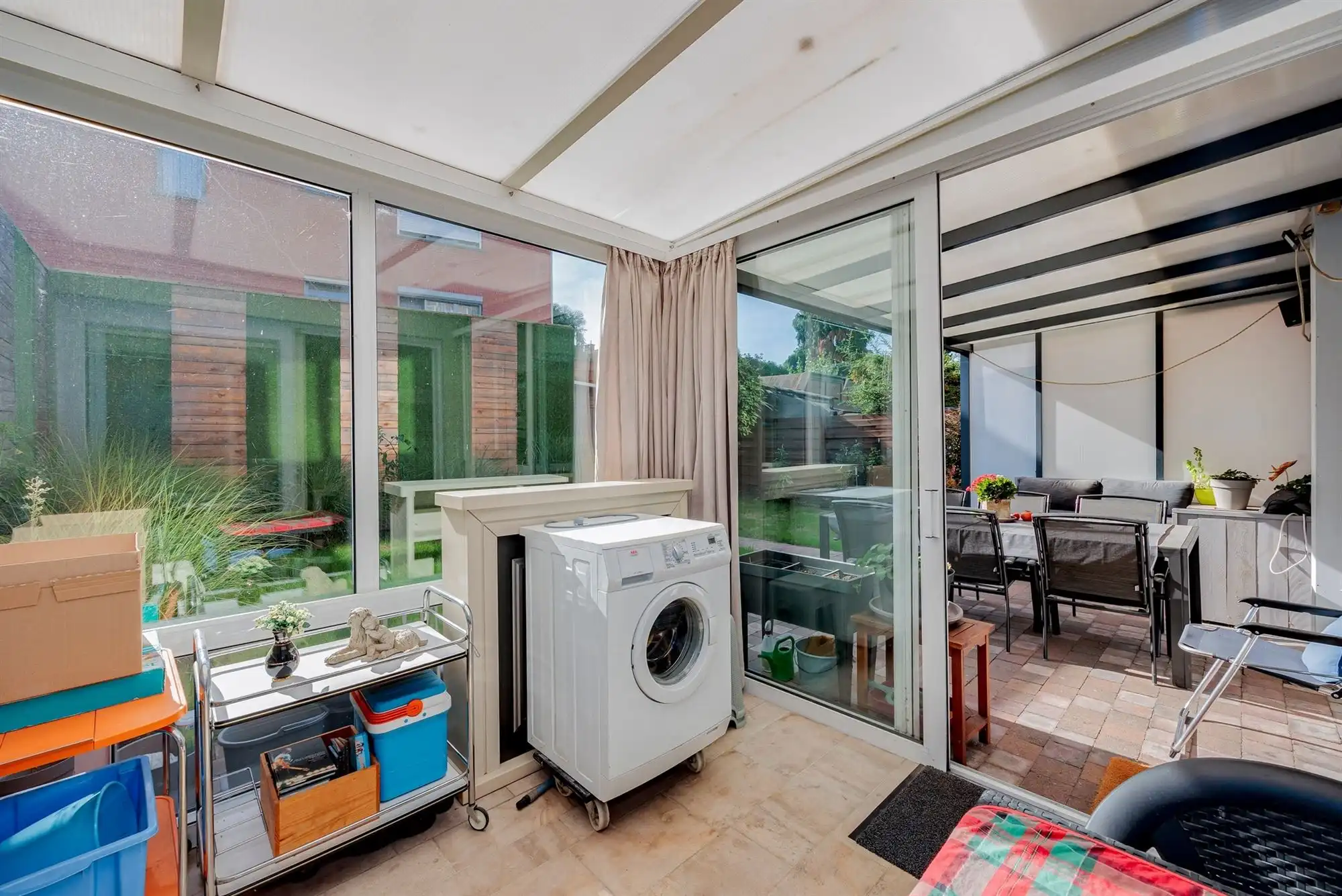 Ruim appartement met 3 slaapkamers, 2 badkamers en fantastische tuin! foto 13