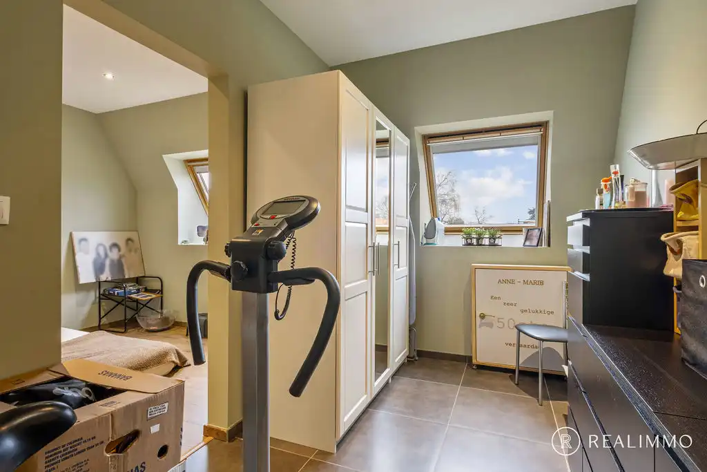 Luxueuze penthouse van 160 m² met 3 slaapkamers en parkting te Dottenijs! foto 16