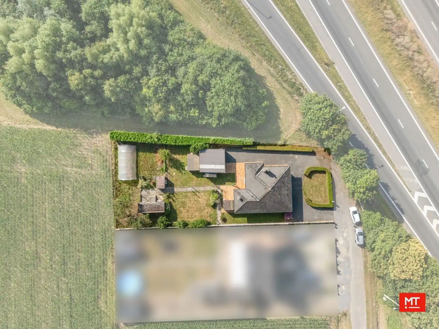 Alleenstaande woning met 3 slaapkamers, tuin en garage in het landelijke Zonnebeke foto 3