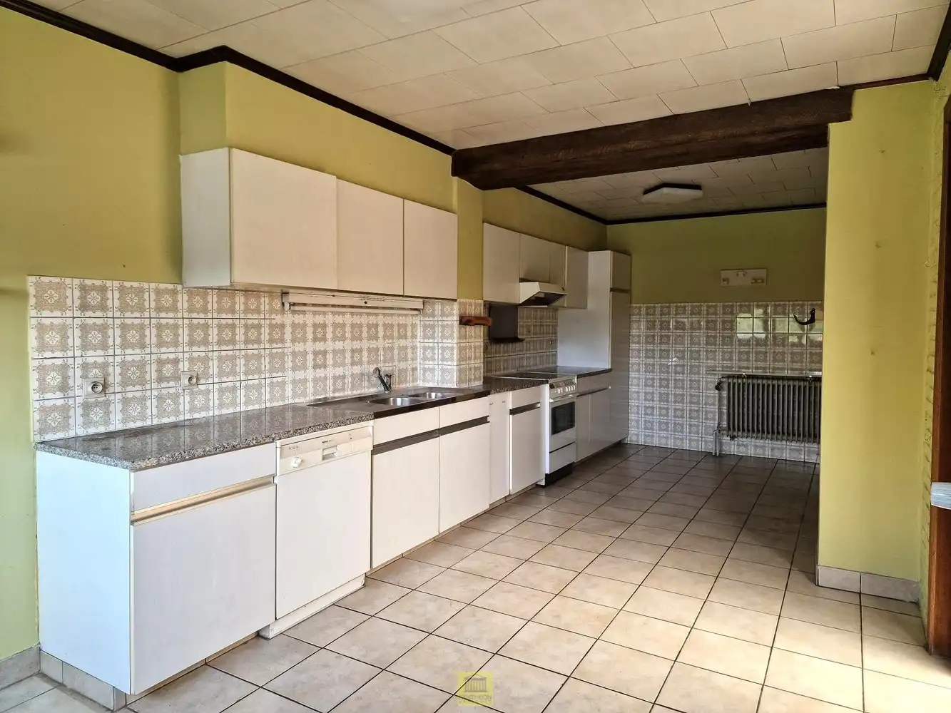 Ruime woning met tuin, garage en tal van mogelijkheden. foto 15