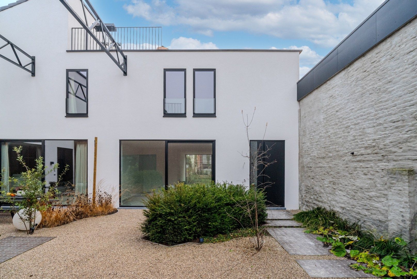 Nieuwenhuyze: nabij het centrum Kortrijk en de Leie foto 2