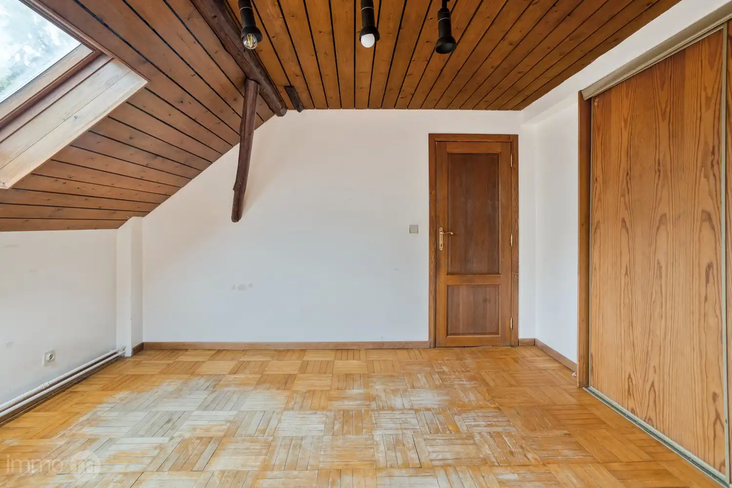 **Ruime rustige eengezinswoning met 5 slaapkamers, tuin, garage en 3 parkeerplaatsen in Huldenberg te koop** foto 22