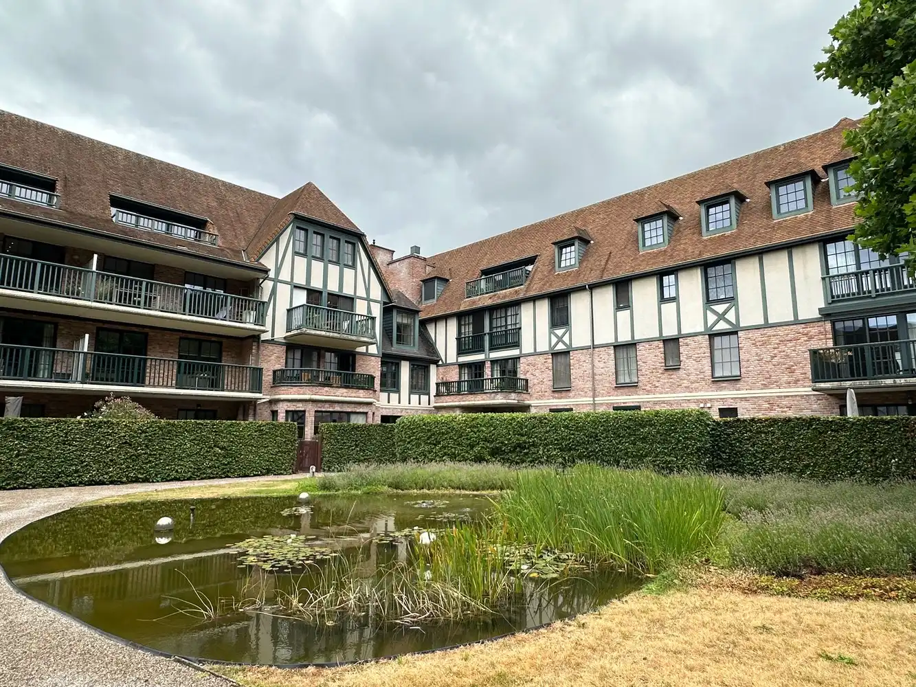 Studio Te Huur op Toplocatie in het Binnenhof te Boechout foto 12