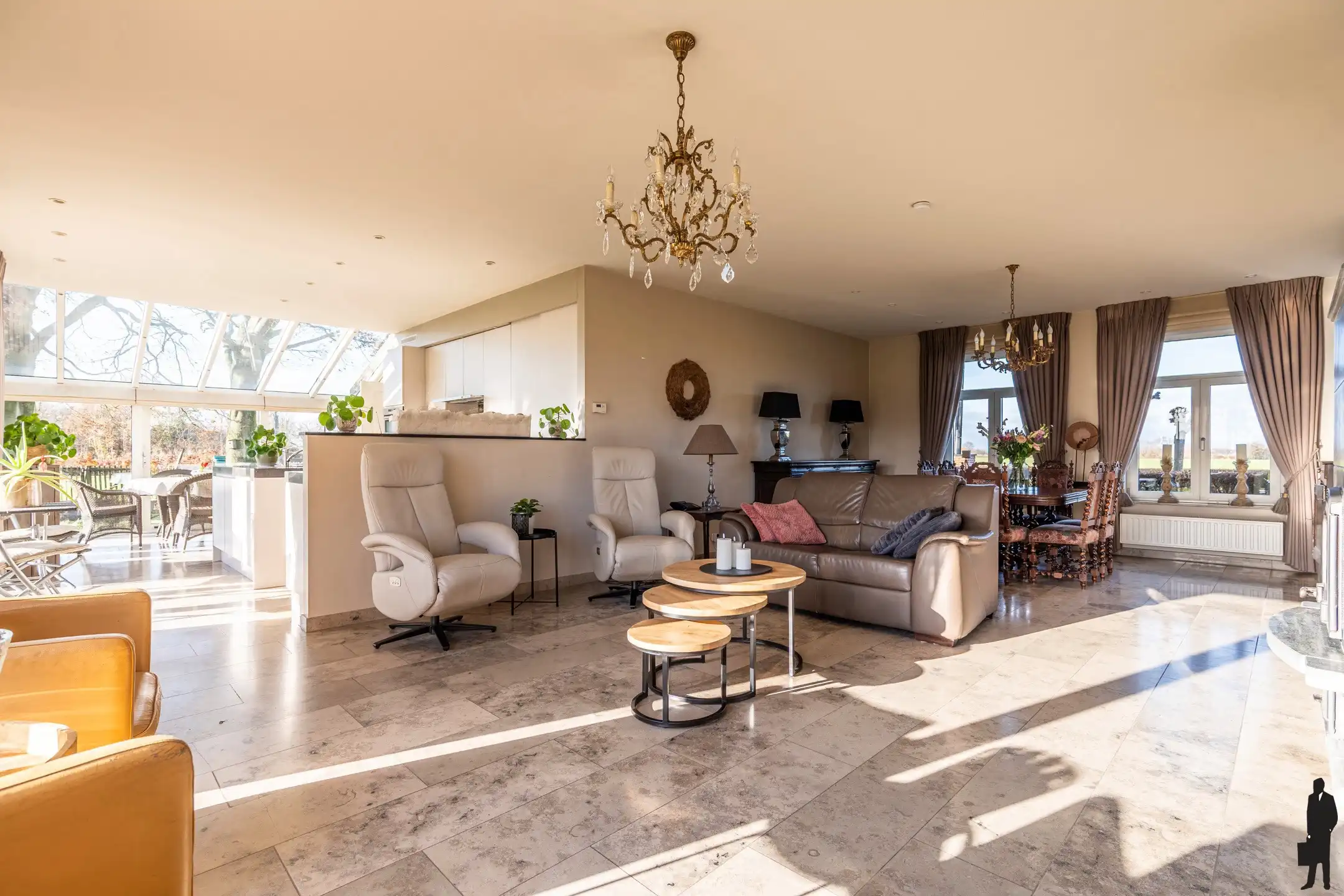 Landelijk gelegen woning in Minderhout op ca 9.000 m² grond foto 19