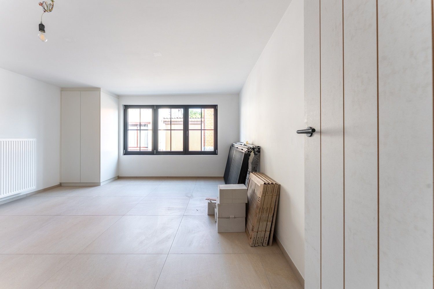 Volledig gerenoveerde gelijkvloerse woning met leuke tuin foto 17