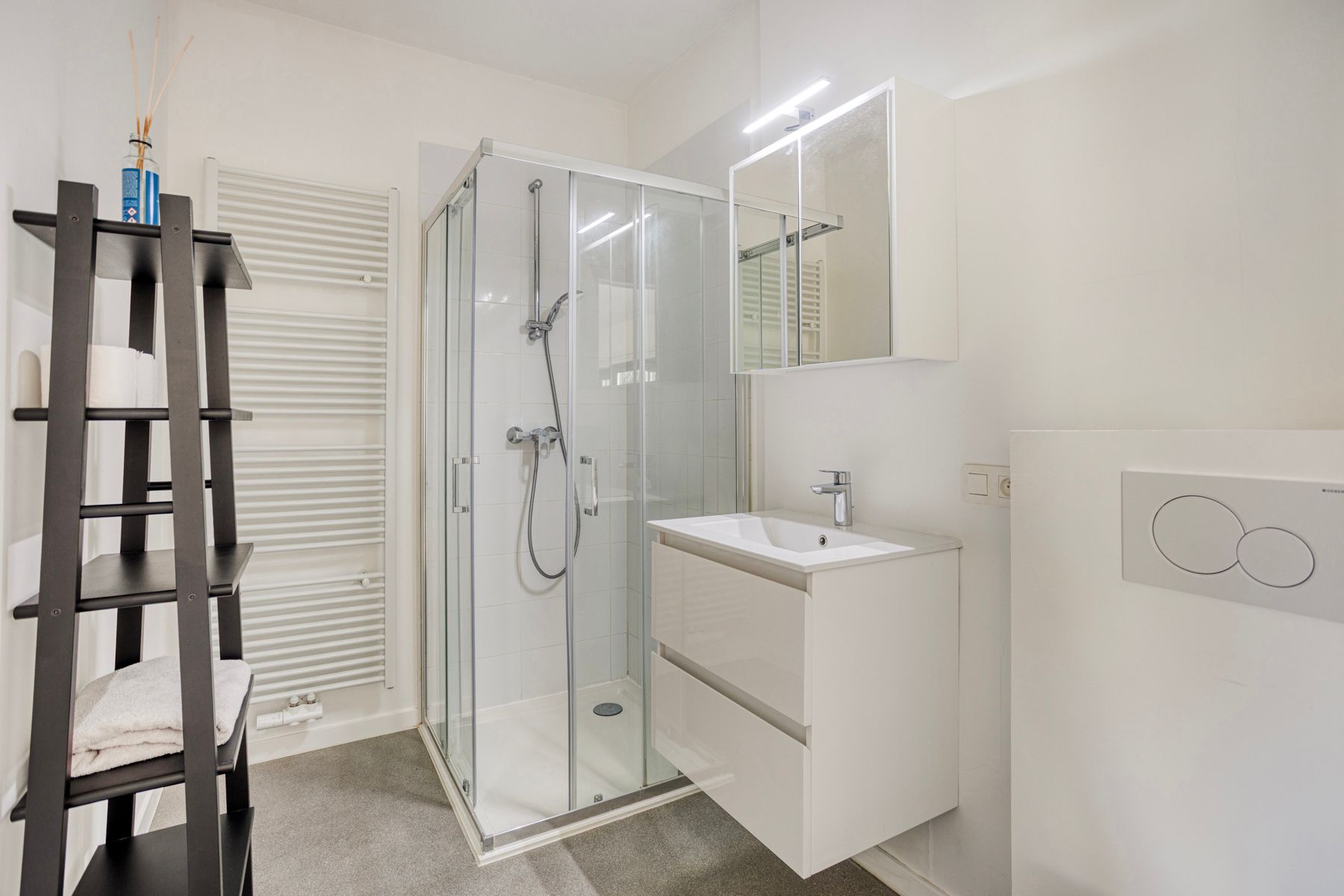 Nieuw kwartier studio met privatieve buitenruimte foto 7