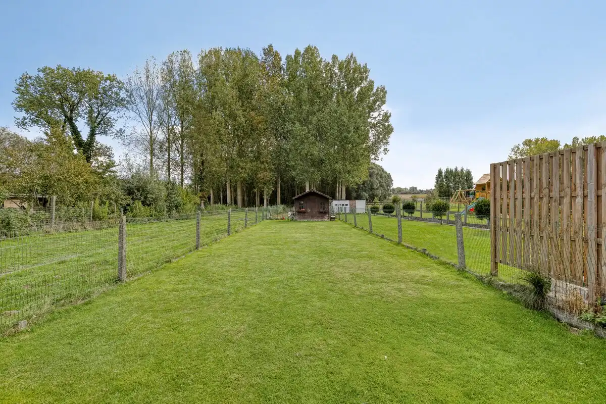 Goed gelegen rijwoning foto 15