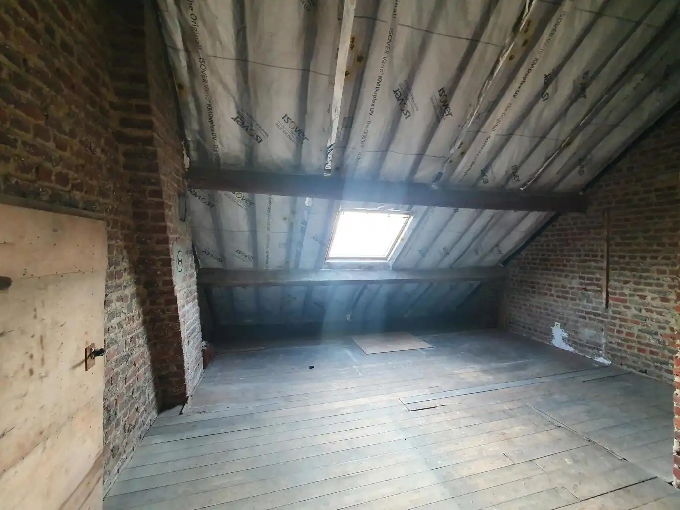 Halfopen bebouwing met 3 slpks, kelder, zolder en tuin foto 17