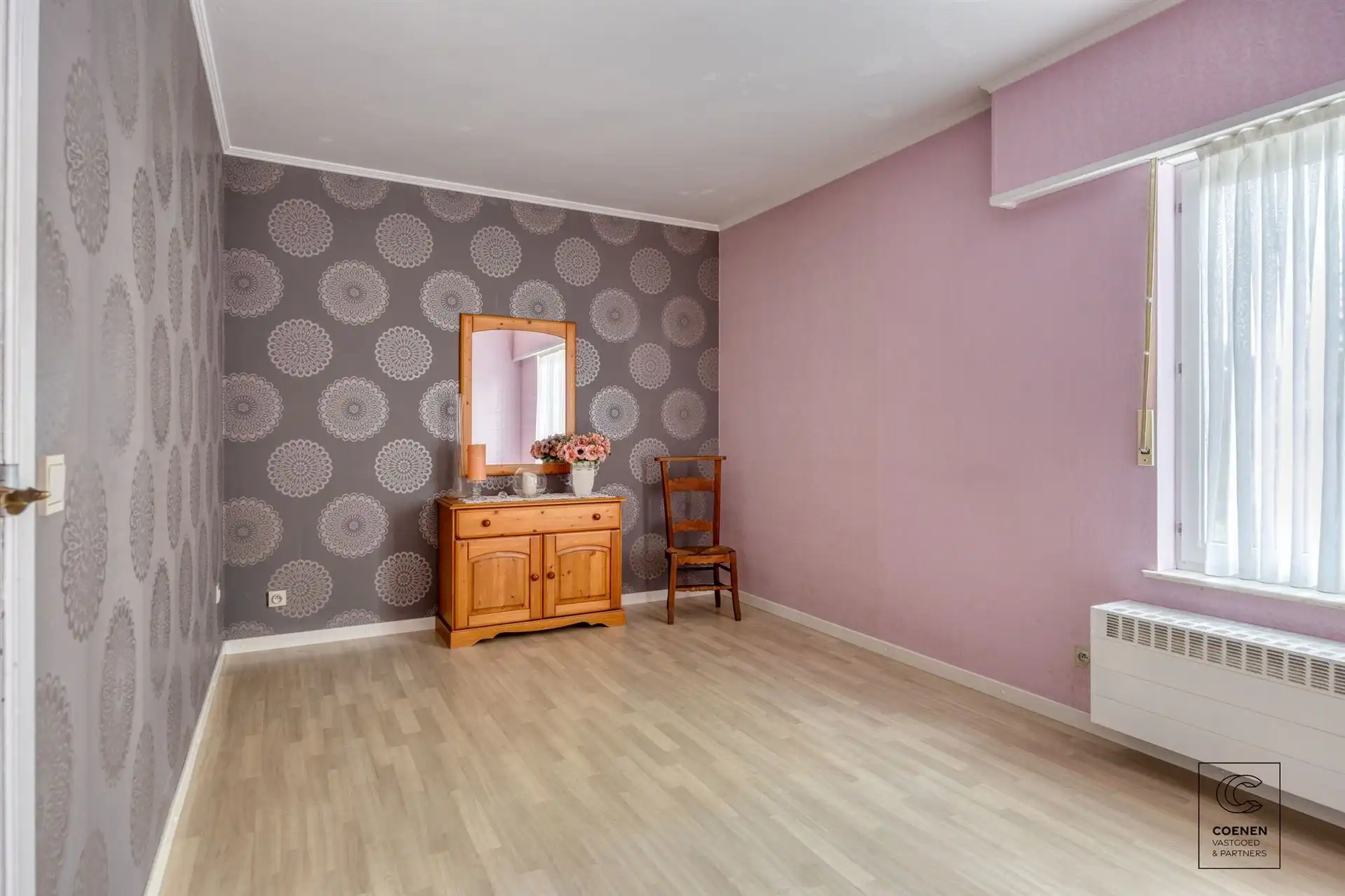 Charmante gezinswoning van 196 m², 3 slpks en 3 garages! foto 15