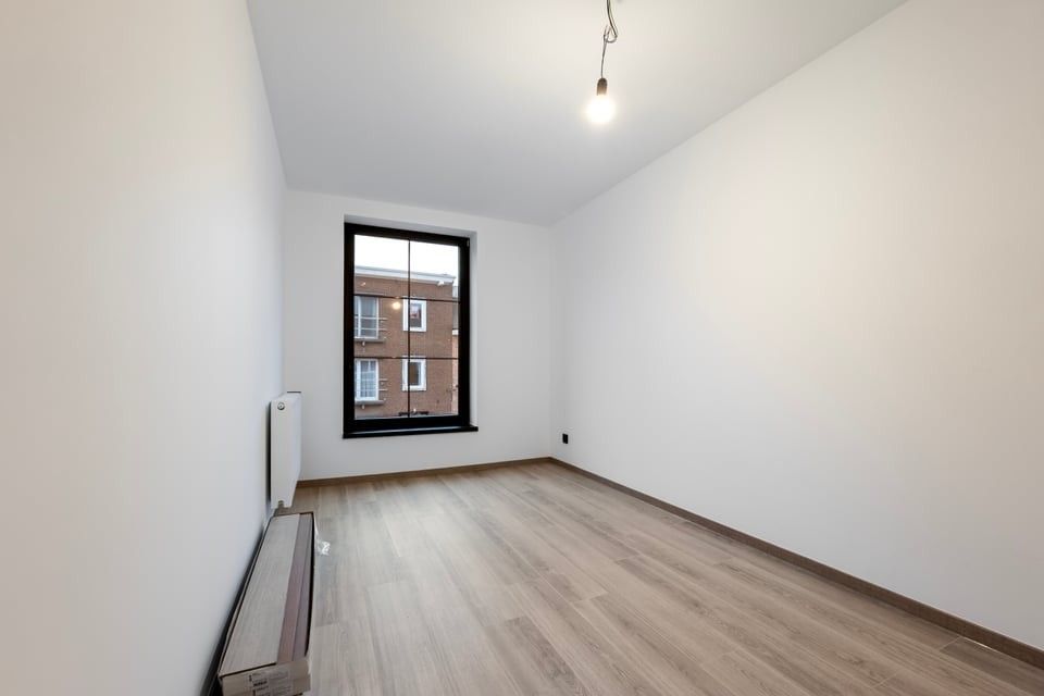 PRACHTIG GERENOVEERDE HERENWONING MET 3 SLPKS OP CENTRALE LIGGING foto 25