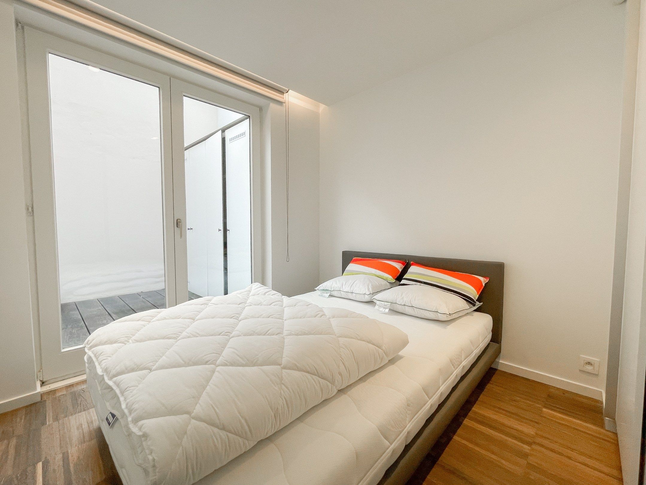 Stijlvol, instapklaar appartement met een ruim terras gelegen aan het Lichttorenplein op enkele passen van de zee. foto 20