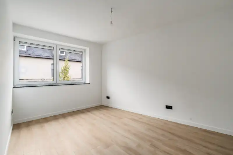 Nieuwbouw APP 1e verdiep  - 2 slpkmrs + bureel/handelsruimte gelijkvloers! foto 8