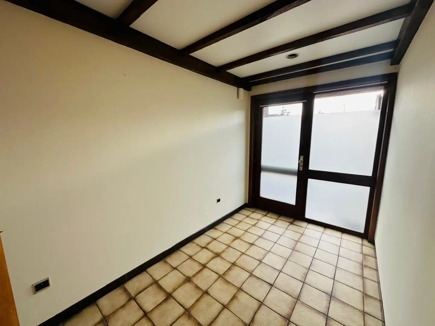 Eigentijdse vrijstaande woning te Peer foto 2