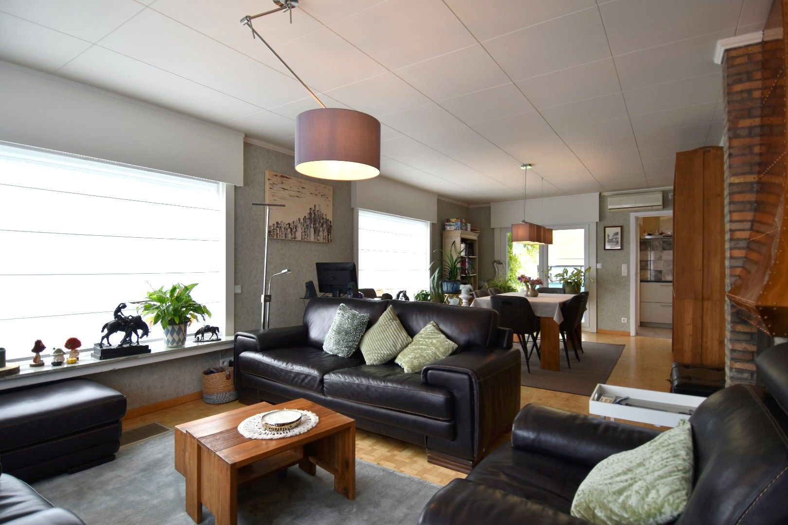 Charmante bungalow met 3 slaapkamers, dubbele garage en tuin te koop in Wevelgem foto 7