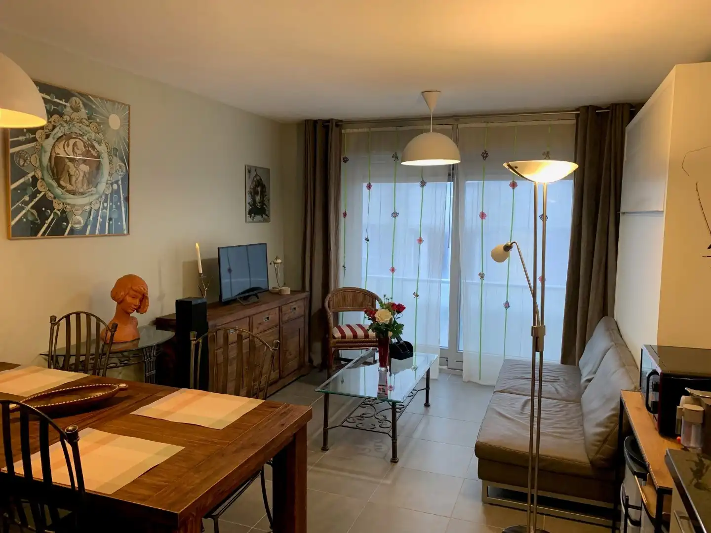 Gezellige instapklare studio - gemeubeld - vlak aan zee. Erfpachtformule. foto 2