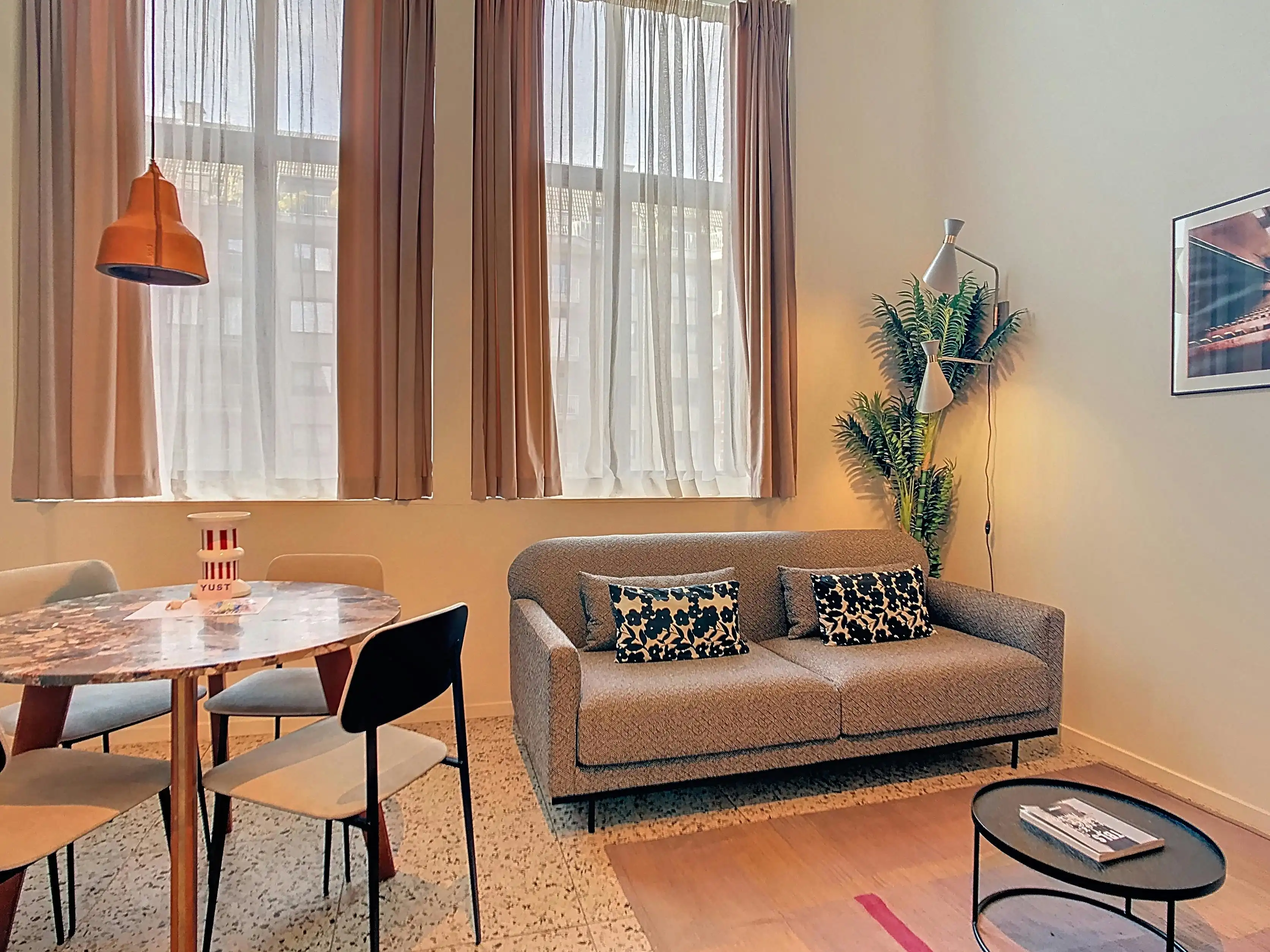 Appartement te koop in collectief woongebouw Yust te Berchem foto 2