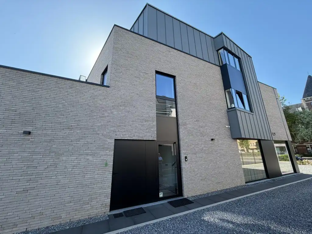 Genk, Weg naar As 194 bus 21: Luxueus en energieneutraal nieuwbouwappartement met 1 slaapkamer en 2 grote terrassen ! foto 3
