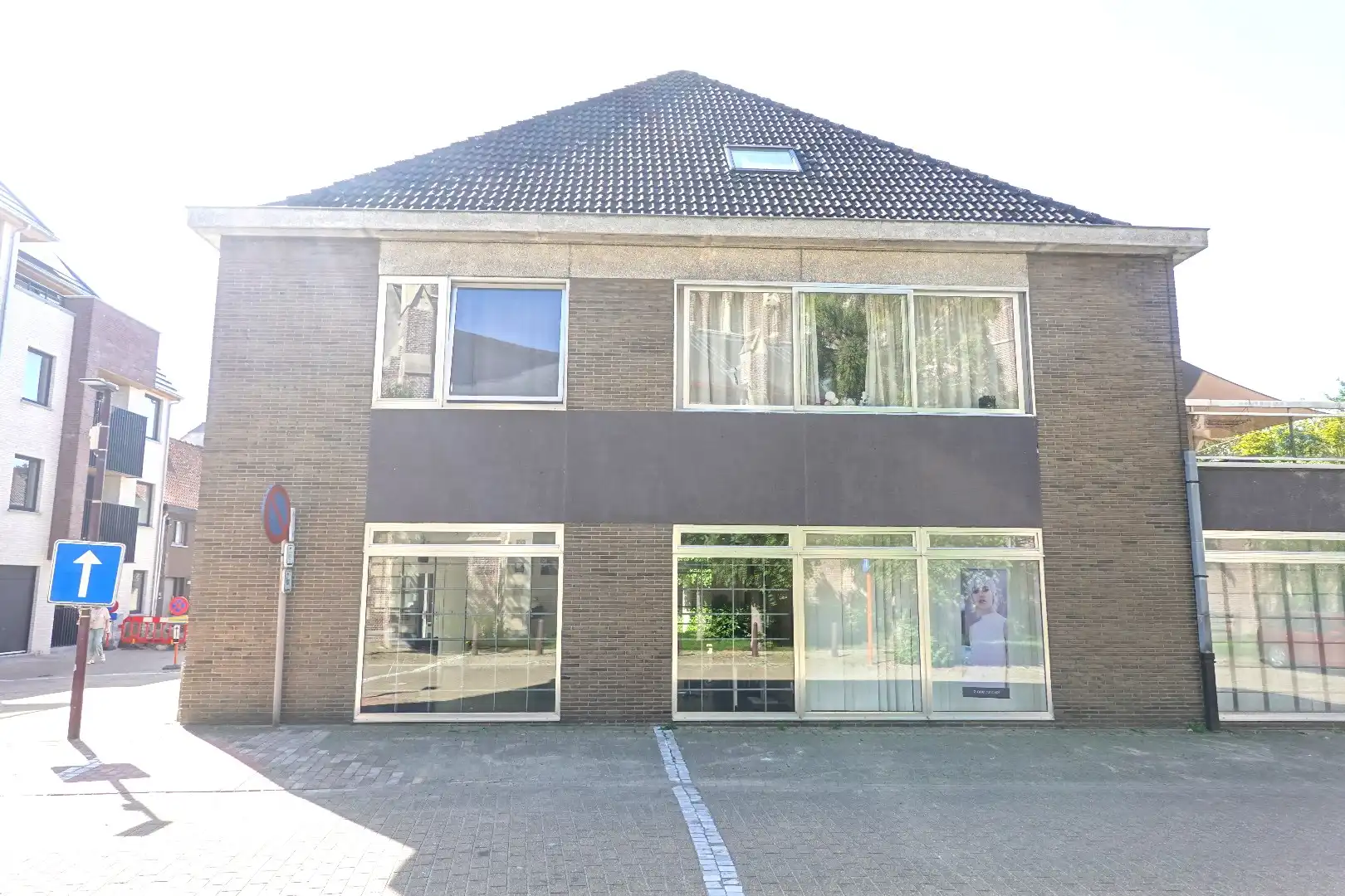 Overname gekende kapsalonzaak – Instapklaar handelspand te huur in het centrum van Oudenburg foto 12