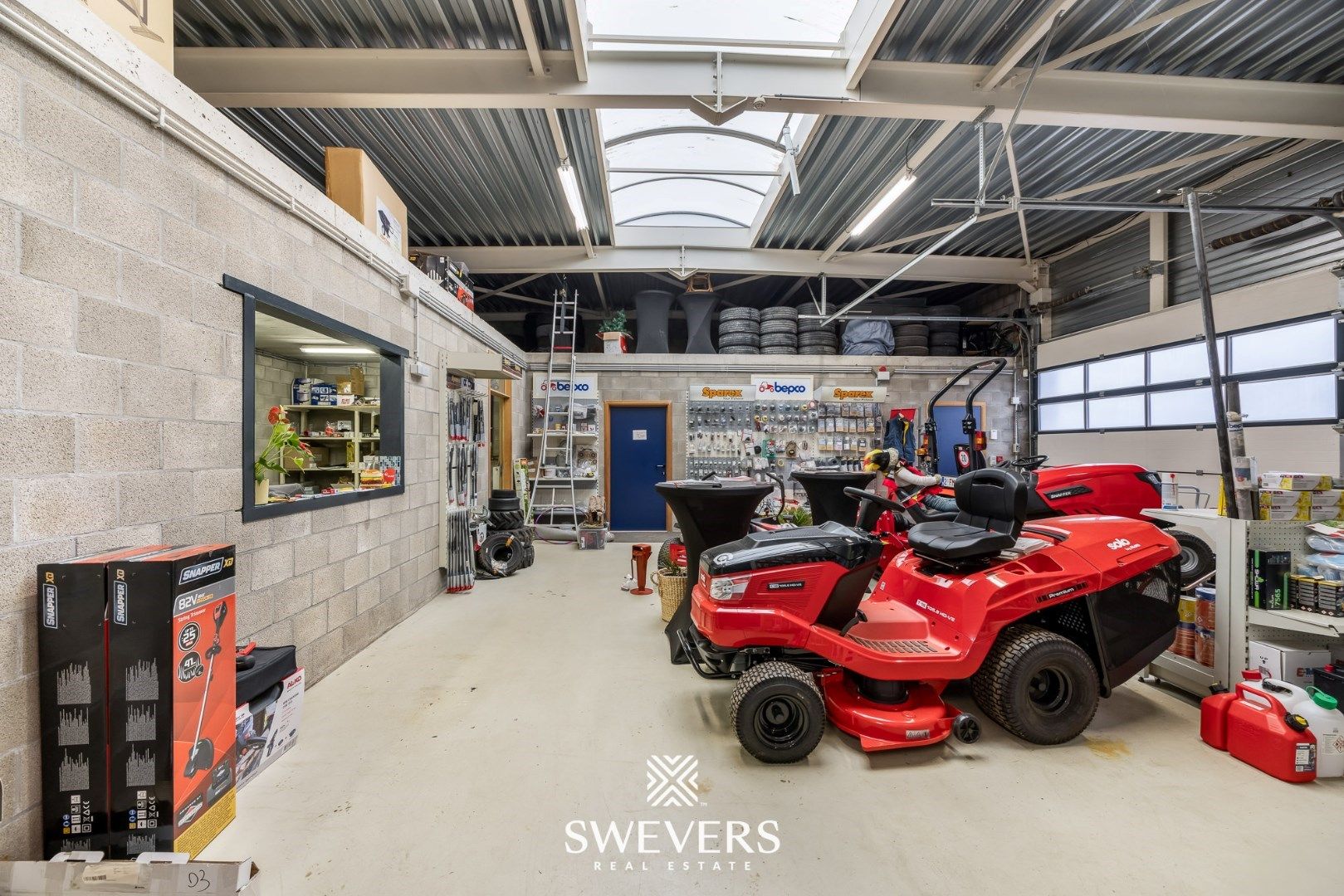 Industrieel pand met loods, toonzaal en woongedeelte in Gingelom foto 29