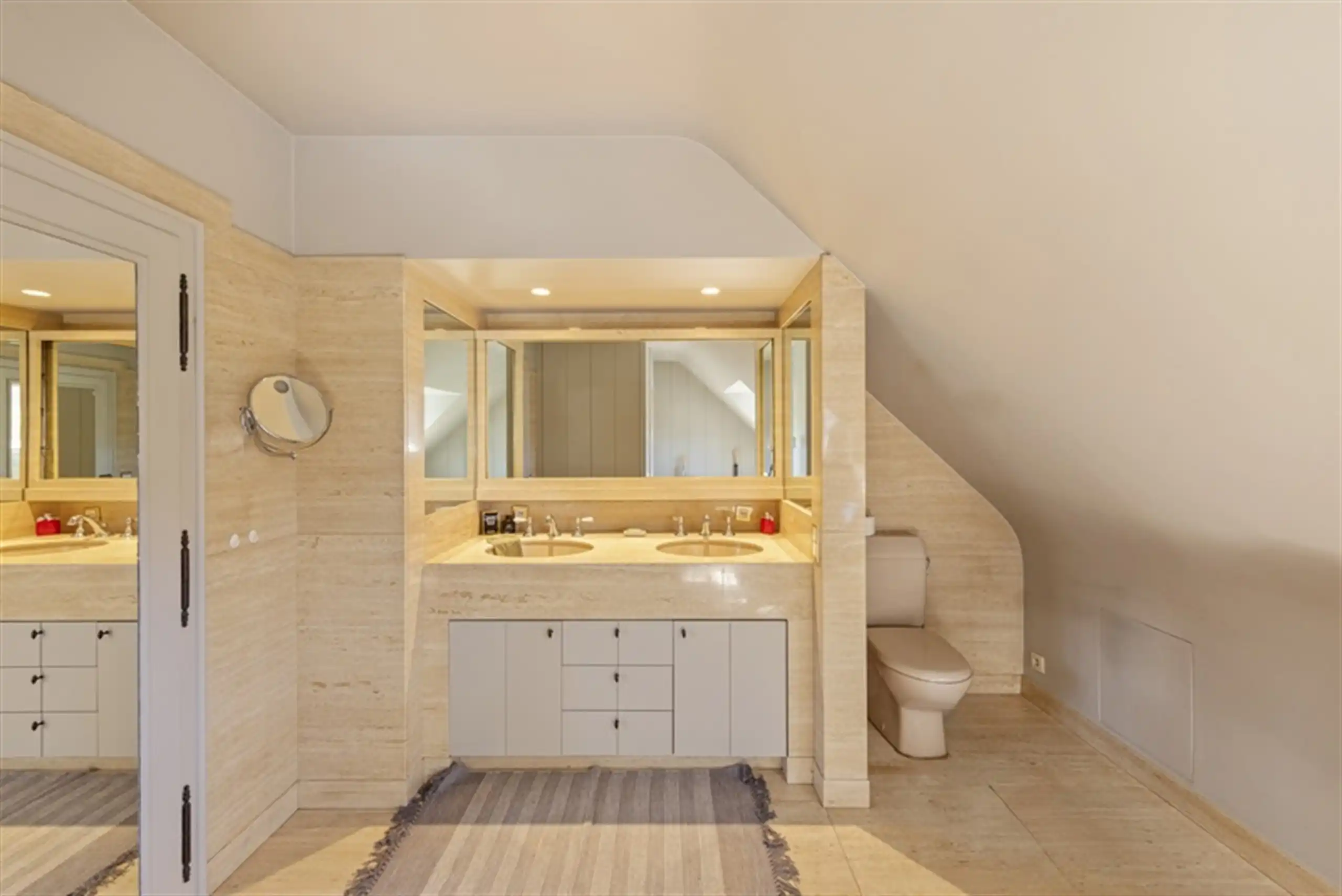 Warme thuisplek: charmante villa op 1084 m² met dubbele garage foto 18