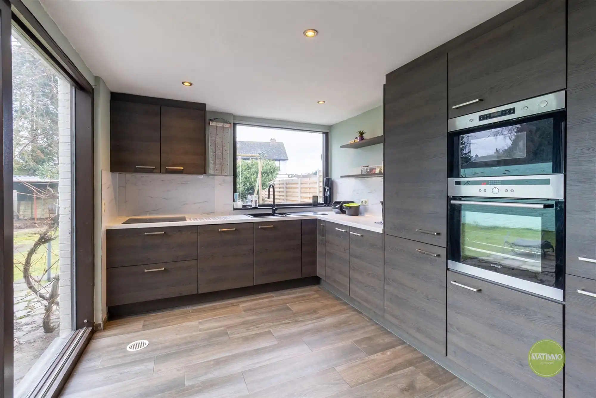 Rustig gelegen gezinswoning met 3 slaapkamers te Mol  foto 8