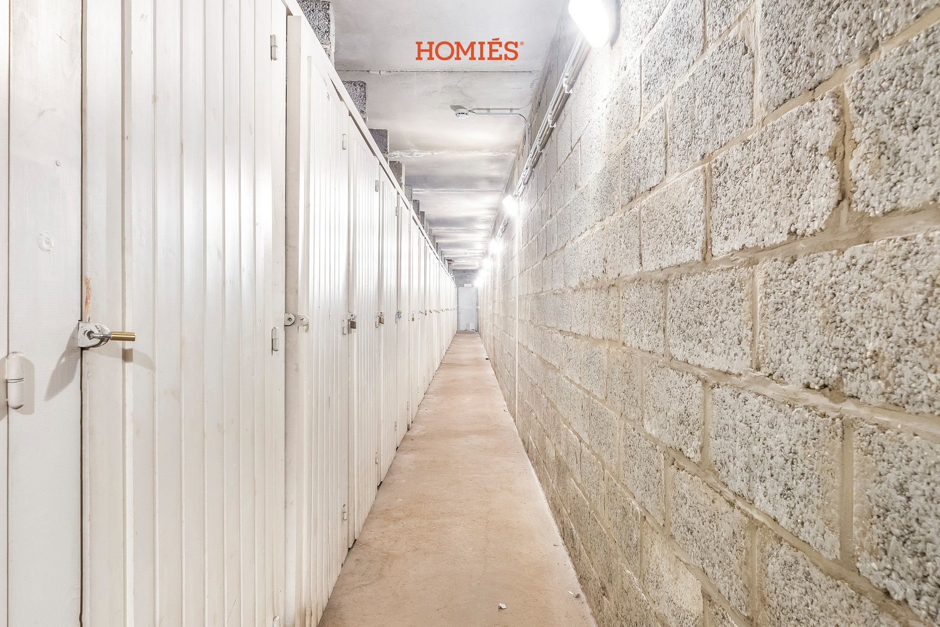 Gerenoveerd éénslaapkamerappartement met prachtig stadszicht foto 16