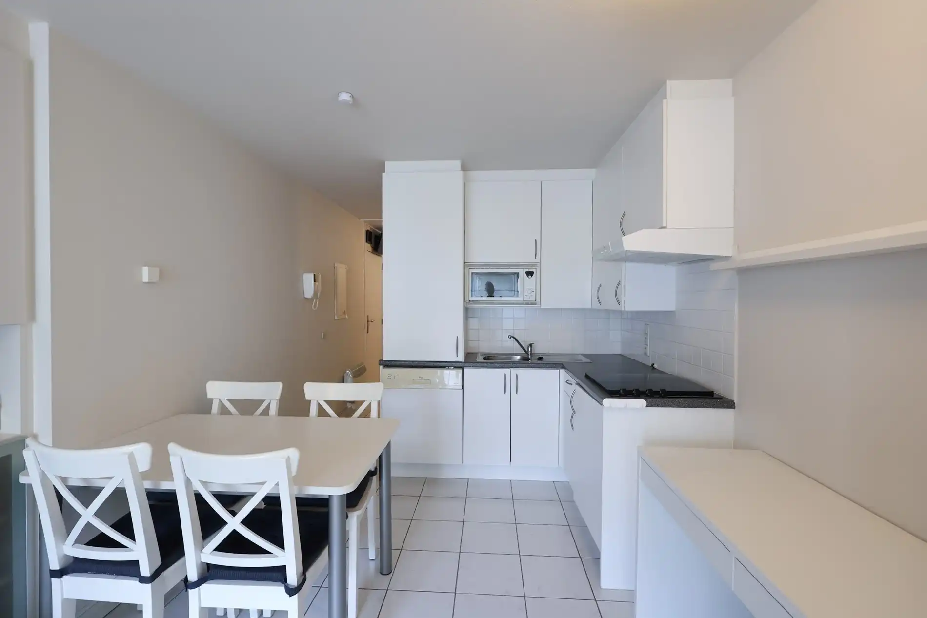 Gezellige, instapklare studio te koop in Oostduinkerke-Bad foto 5