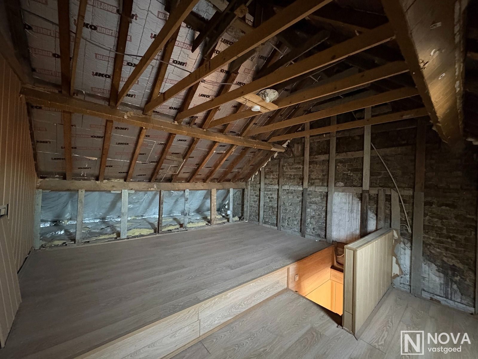 Centraal gelegen rijwoning te Nieuwpoort met 2 slaapkamers.  foto 10