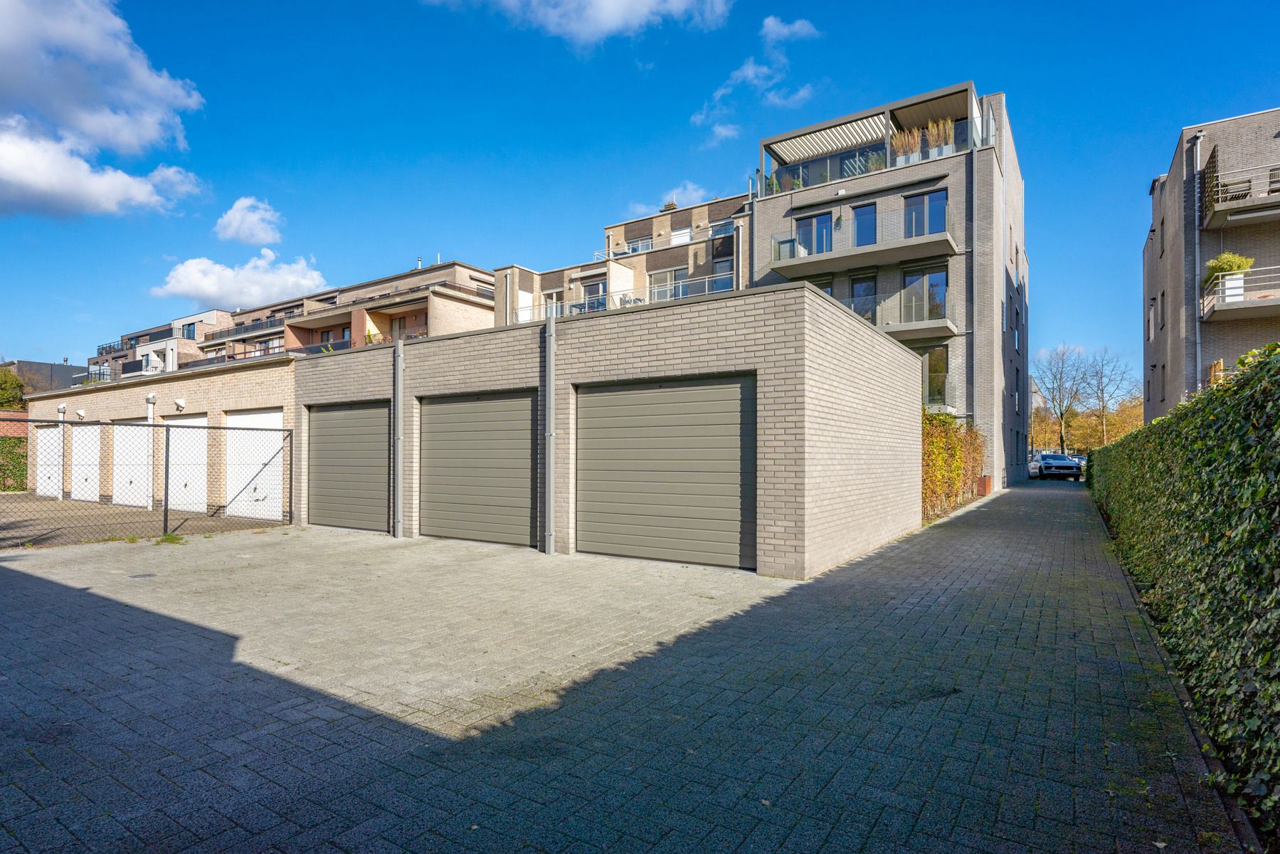 Centraal gelegen luxe nieuwbouwappartement op het gelijkvloers met 2 slaapkamers en tuin foto 20