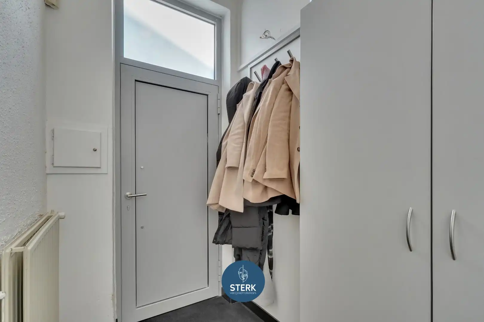 INSTAPKLAAR 3-SLPK APPARTEMENT MIDDEN IN HET CENTRUM VAN LANAKEN !  foto 5
