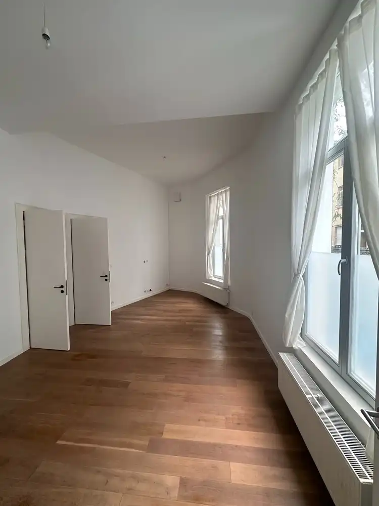 Leuk 1 slaapkamer appartement met ruime buitenruimte te 2018 Antwerpen! foto 5