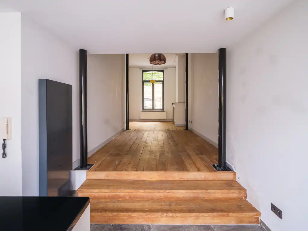 Instapklare stadswoning met drie slaapkamers en aangename tuin nabij Gent-Sint-Pieters. foto 9