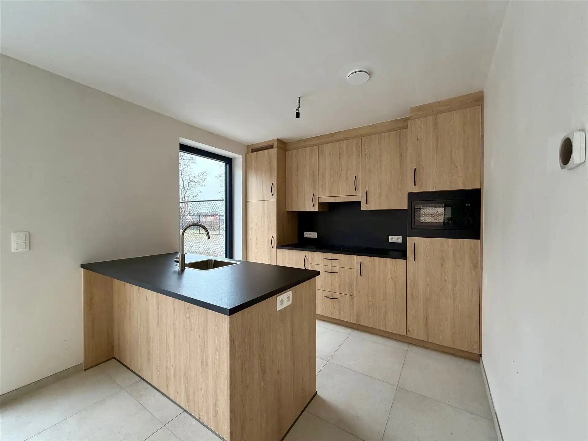 Nieuwbouwwoning - instapklaar, energiezuinig, prachtige ligging en 3 slaapkamers foto 6