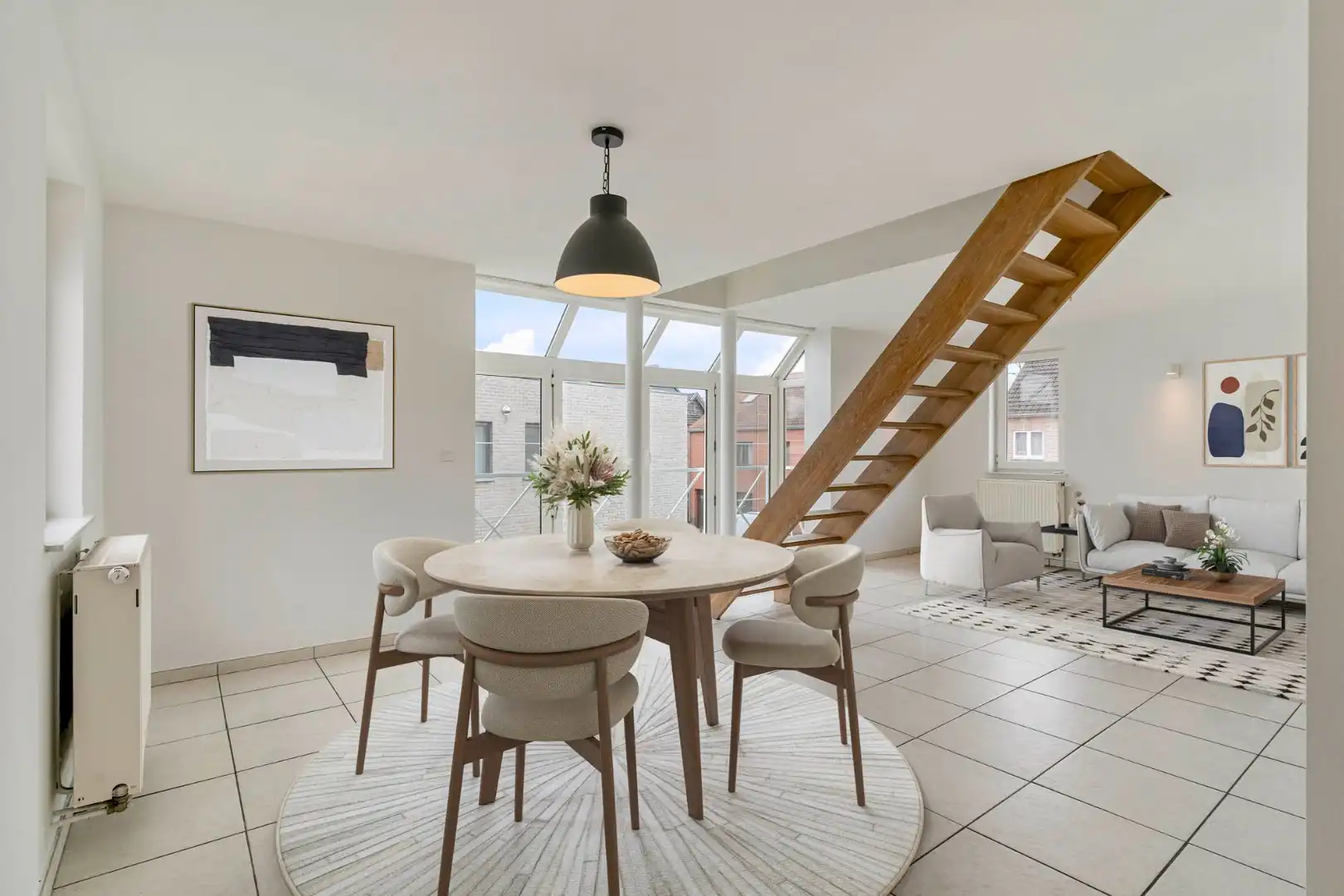 *** VERKOCHT *** Aangenaam duplexappartement met drie slaapkamers, autostandplaats en kelderberging foto 12