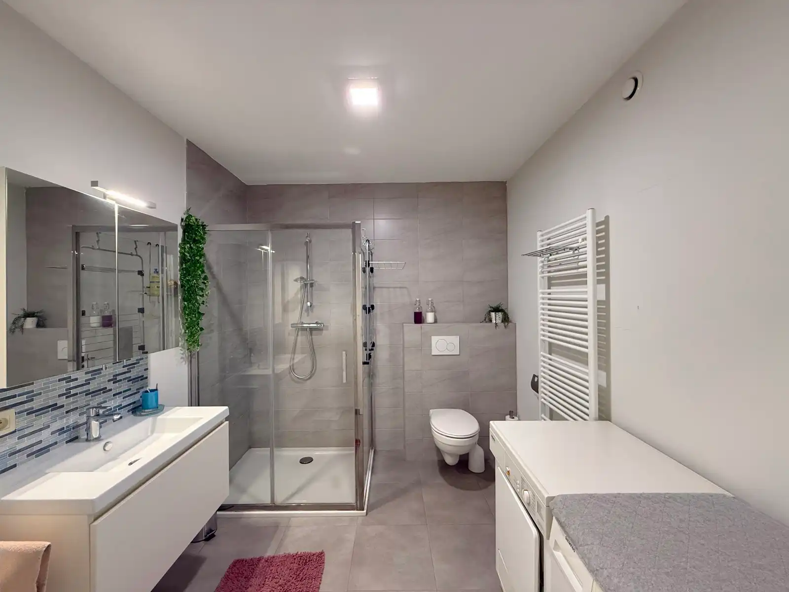 Prachtig en ruim tuinappartement met landelijk zicht foto 10