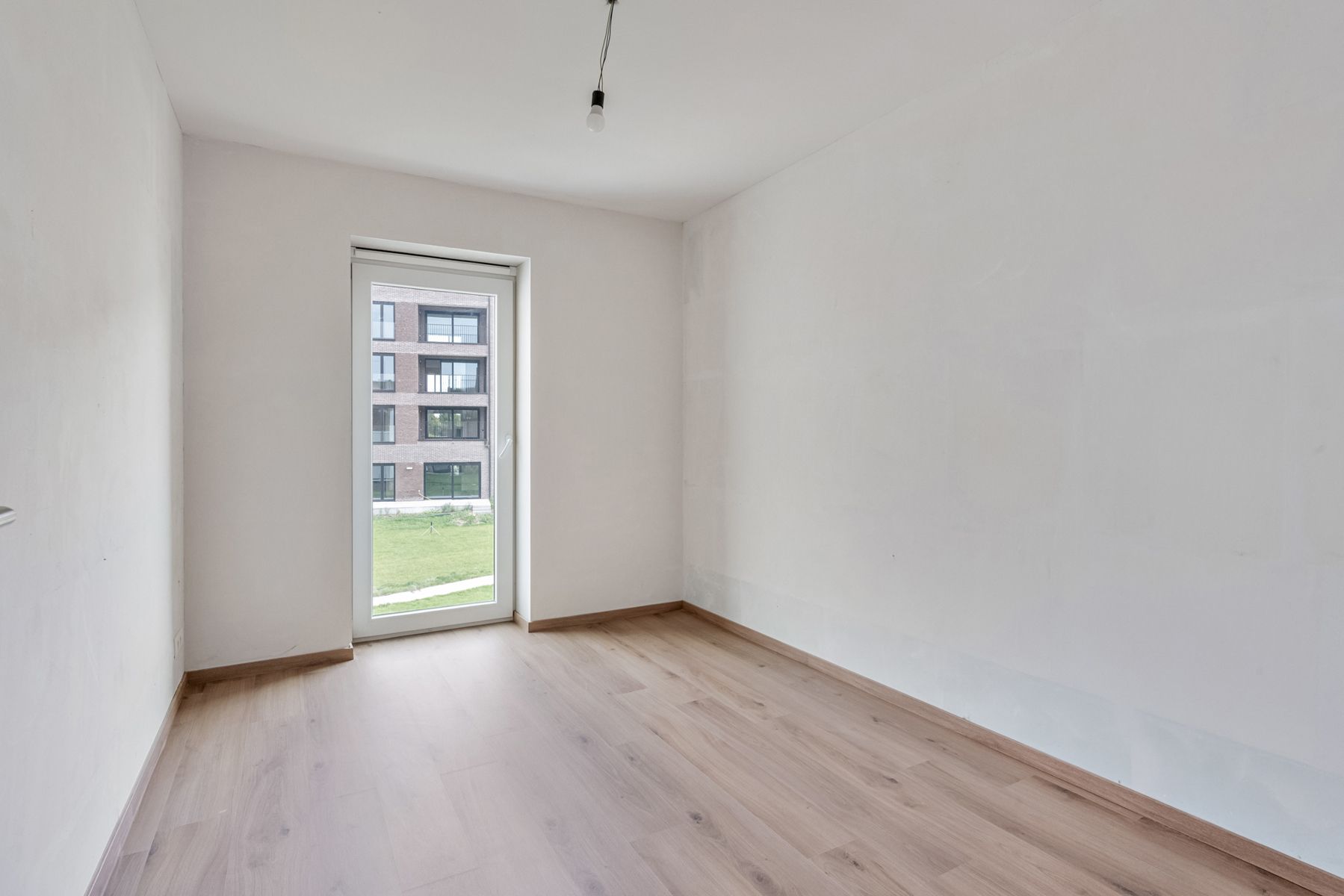 Nieuwbouw maisonnette met 3 slpks + terras foto 9
