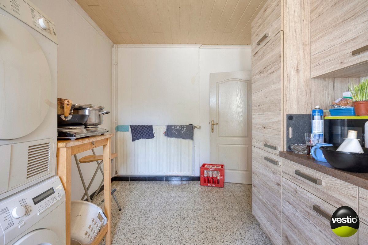 INVESTERINGSPAND MET 2 VERHUURDE APPARTEMENTEN TE RIJKHOVEN. foto 9