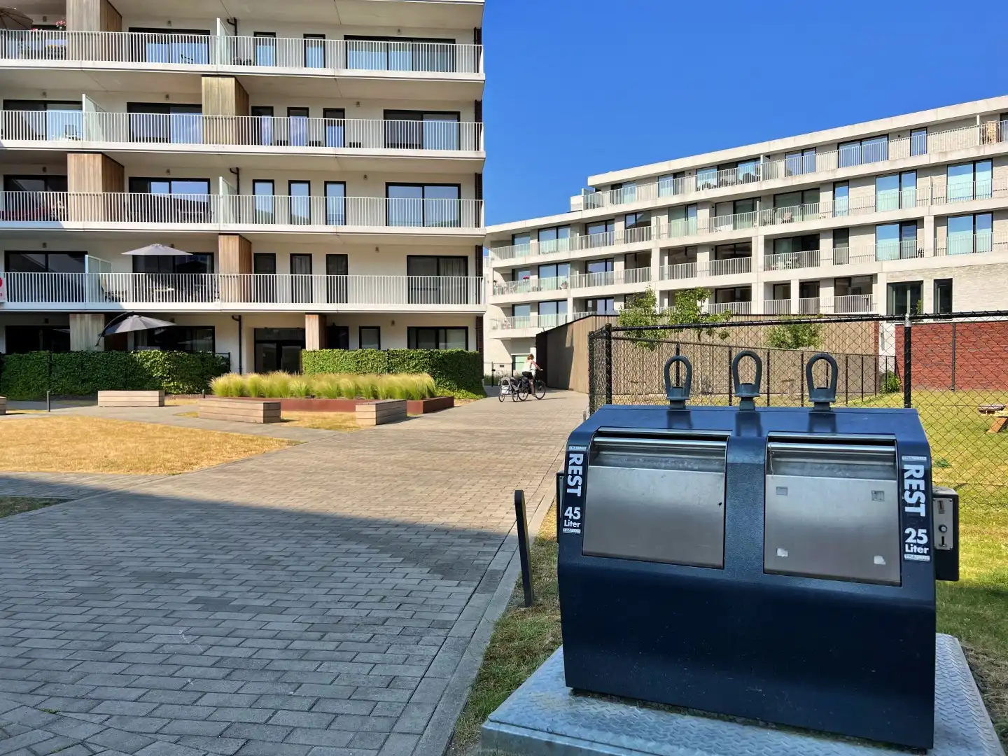 Instapklaar appartement met 2 slaapkamers en ondergrondse parkeerplaats te huur in centrum van Aalter foto 17