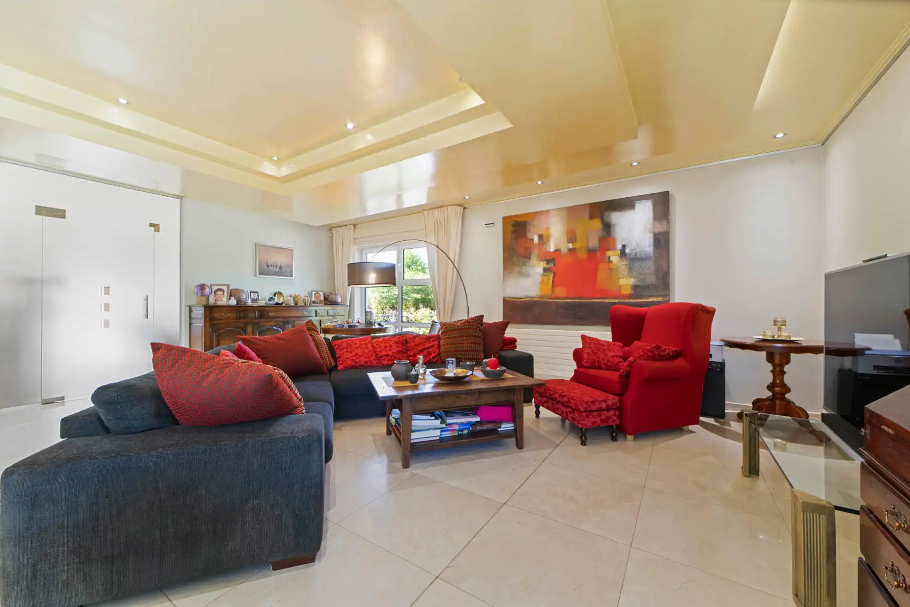 MODERNE VILLA MET 5 SLAAPKAMERS EN ONDERHOUDSVRIENDELIJKE TUIN foto 17