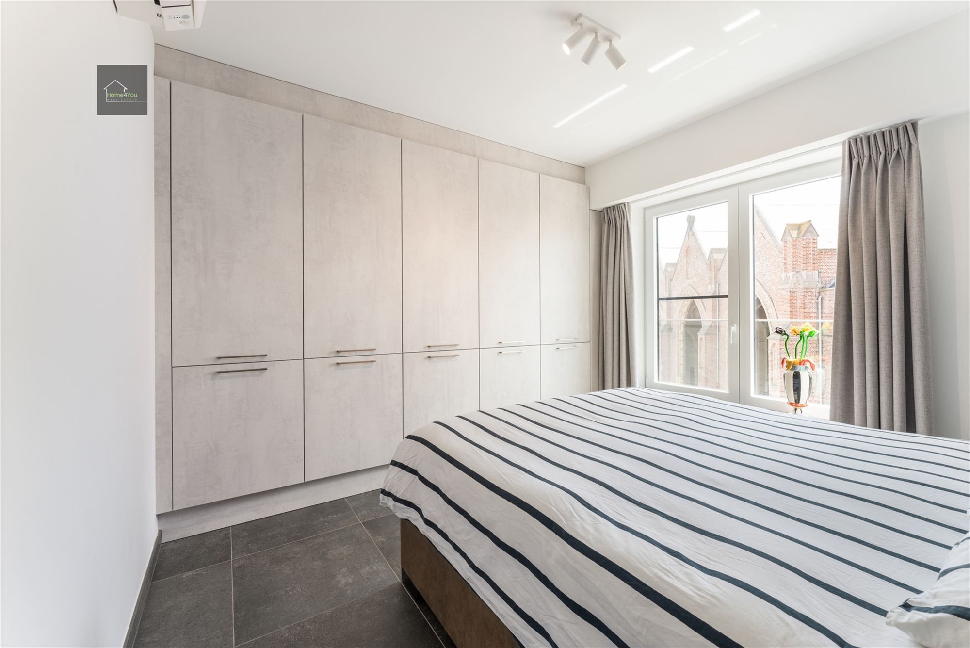 Unieke kans: recent hoekappartement met luxe afwerking & zon! foto 12